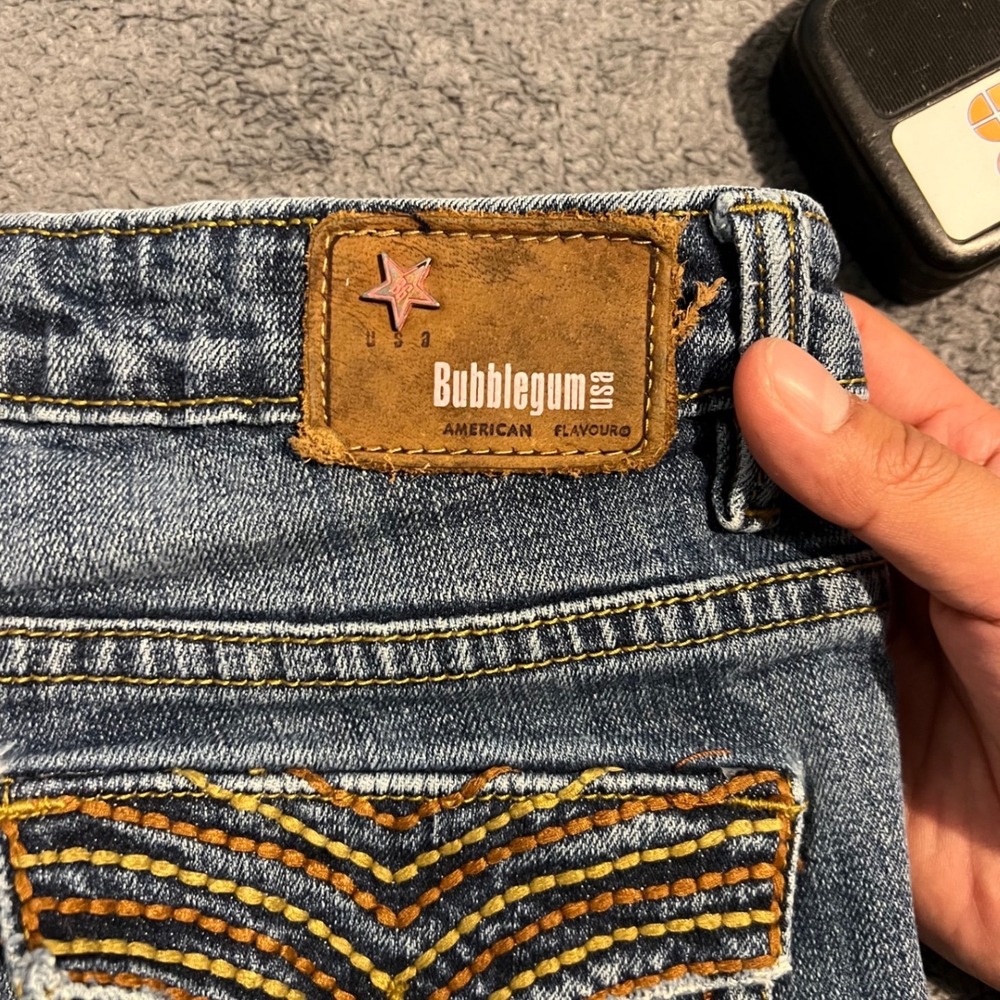 Vintage Y2K Bubblegum Women Low Rise Flare Jeans Blue Embroidered Pocket 26x32 - Picture 5 of 9